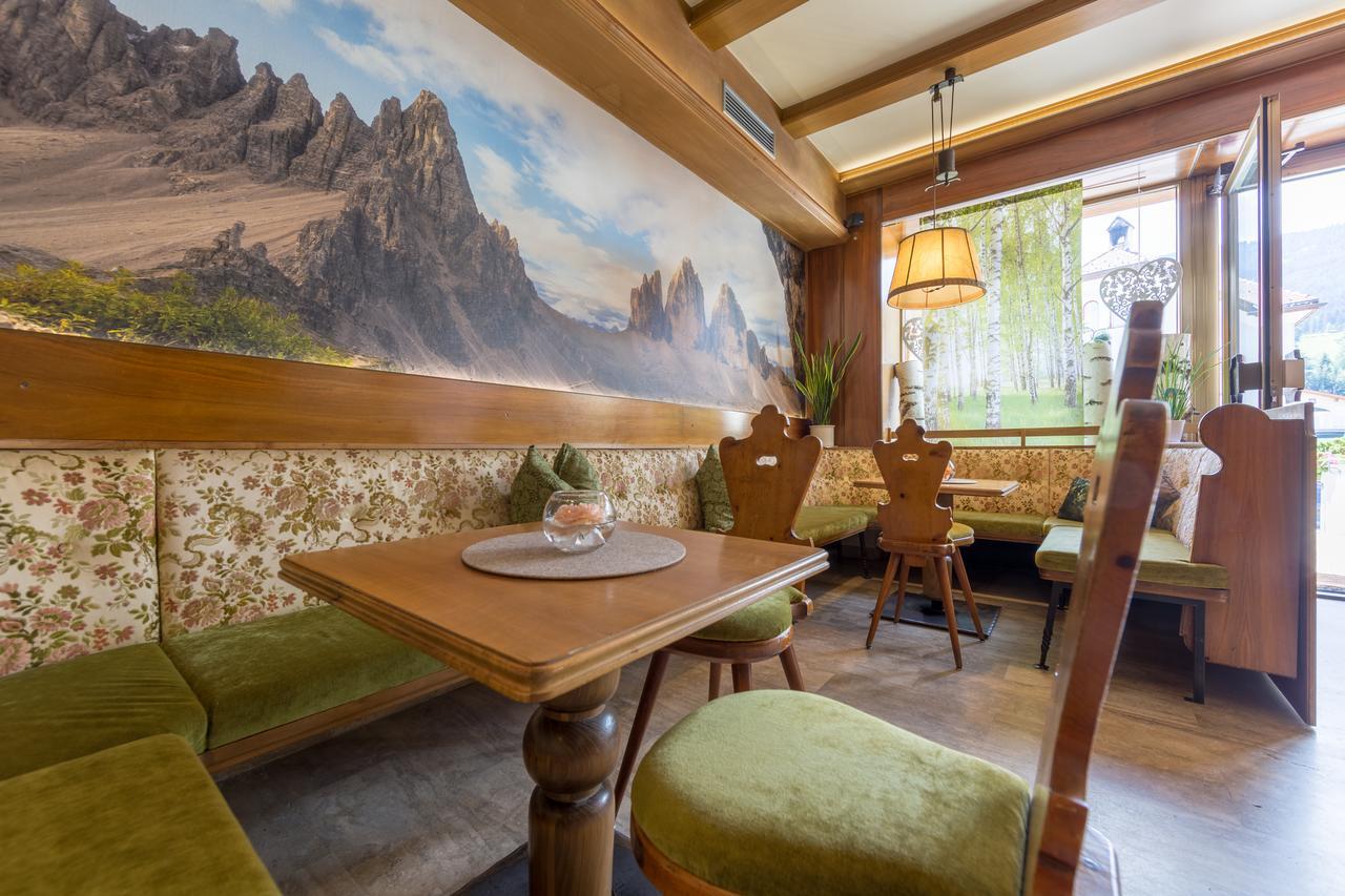 Hotel Weisses Lamm Monguelfo-Tesido / Welsberg-Taisten Esterno foto