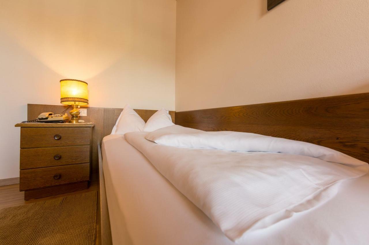 Hotel Weisses Lamm Monguelfo-Tesido / Welsberg-Taisten Esterno foto